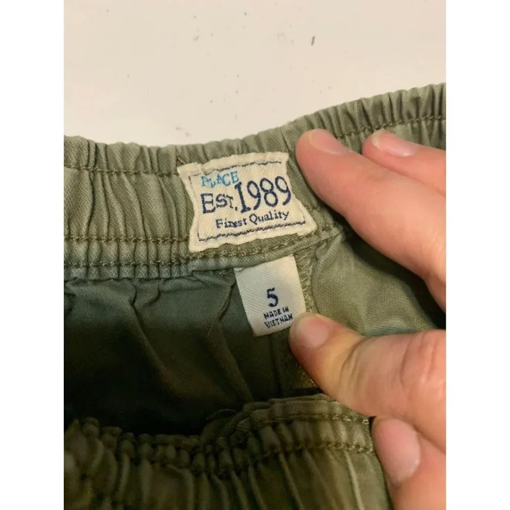 Children’s Place Green Shorts Boys Size 5